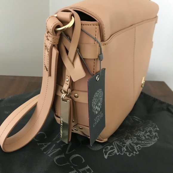 NWT 💯 Authentic Vince Camuto Handbag Crossbody - Picture 3 of 8